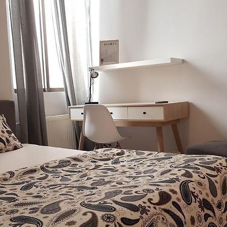 Palette Apartment Champagne - Athens Center, 6 Bd, 3 Bath מראה חיצוני תמונה