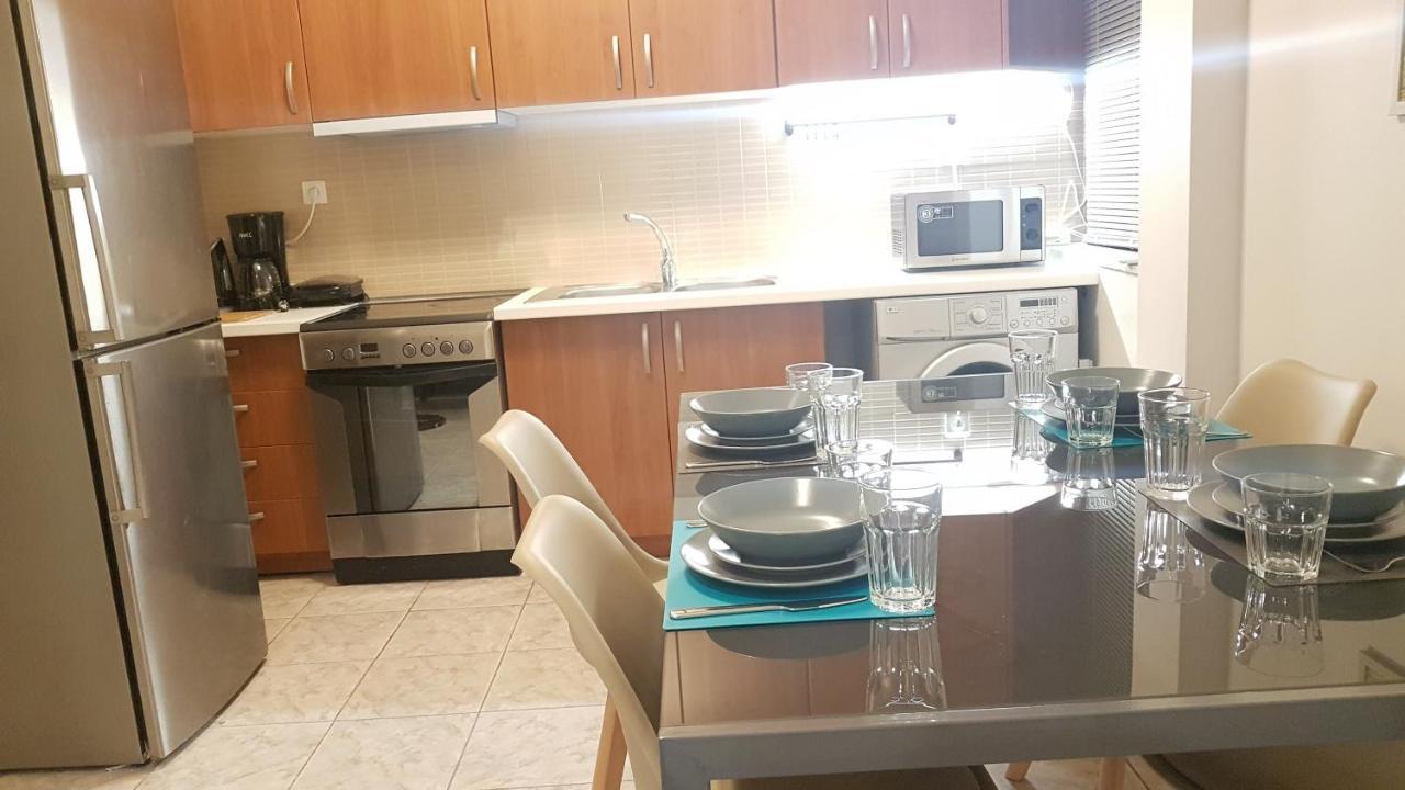 Palette Apartment Champagne - Athens Center, 6 Bd, 3 Bath מראה חיצוני תמונה