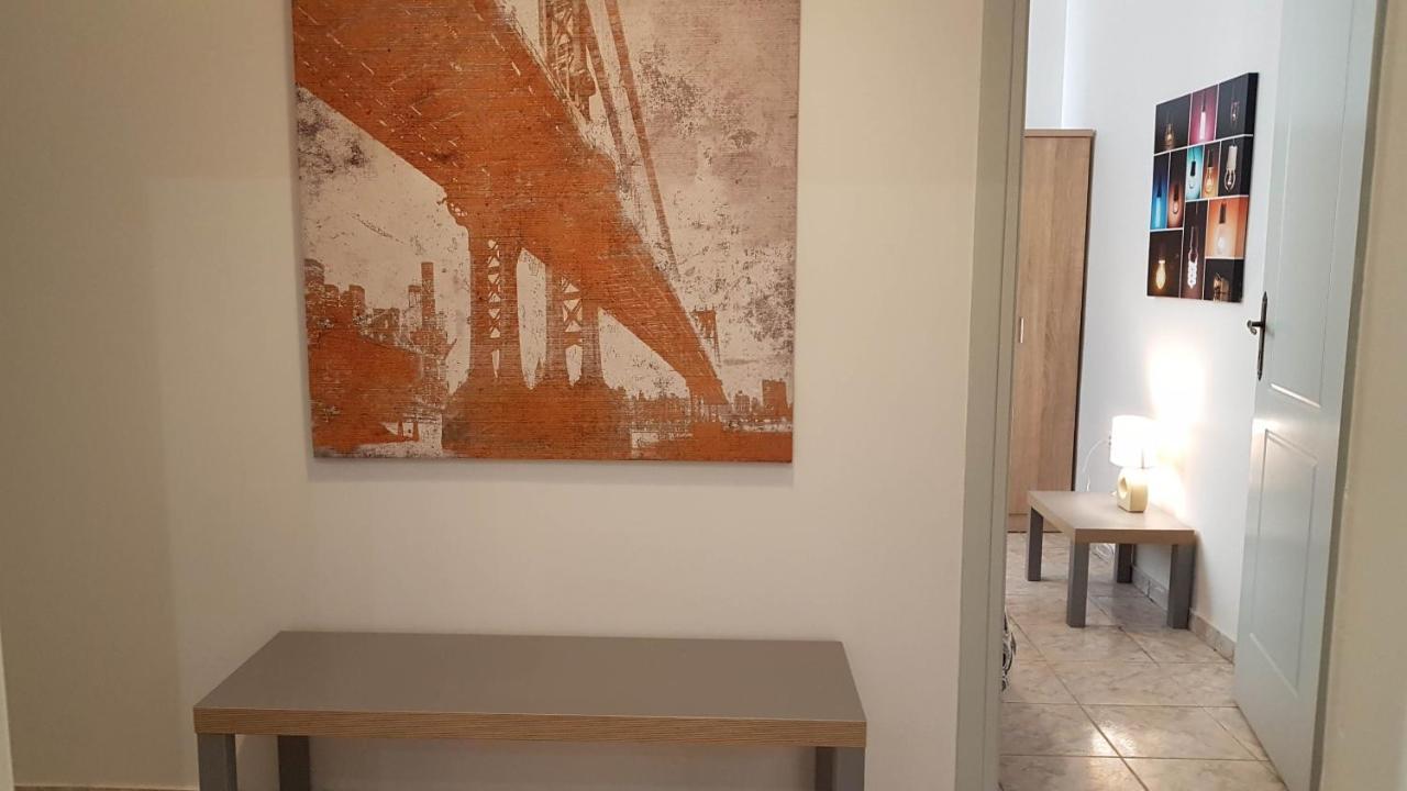 Palette Apartment Champagne - Athens Center, 6 Bd, 3 Bath מראה חיצוני תמונה