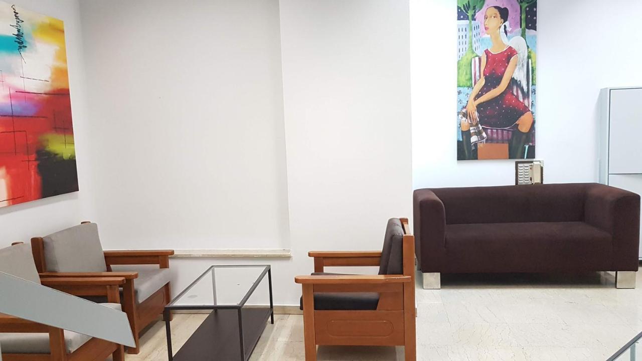 Palette Apartment Champagne - Athens Center, 6 Bd, 3 Bath מראה חיצוני תמונה
