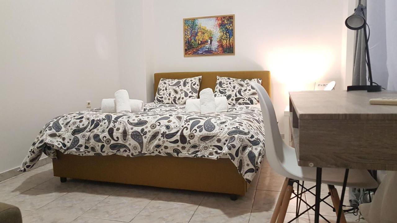 Palette Apartment Champagne - Athens Center, 6 Bd, 3 Bath מראה חיצוני תמונה