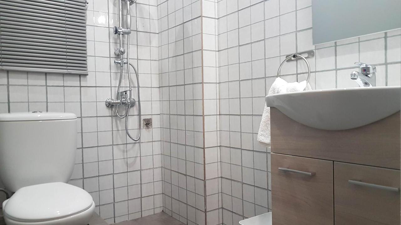 Palette Apartment Champagne - Athens Center, 6 Bd, 3 Bath מראה חיצוני תמונה